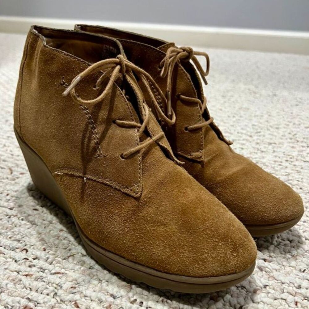 White Mountain Kahlua Women's Suede Leather Wedge Ankle Booties Size 10M